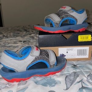 Teva Psyclone Boys Size 8